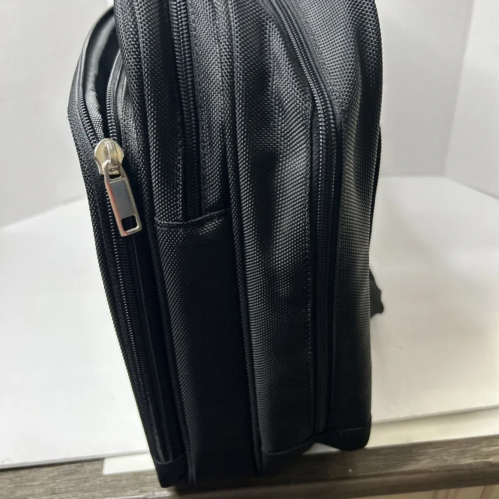 TOSHIBA Laptop Black Bag With Strap